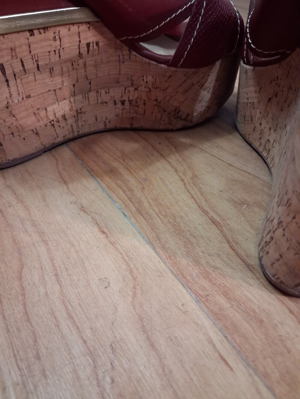Women’s Red Slingback Sandals - Picture 3 of 4